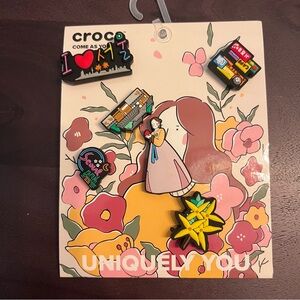 NWT Crocs Seoul South Korea Jibbitz Hanbok Temple Shoe Charms